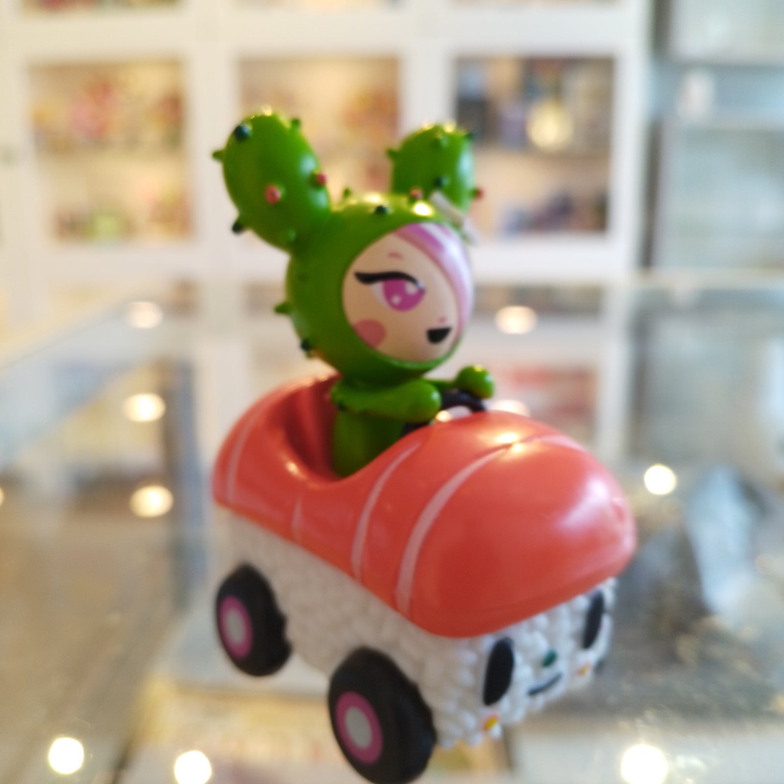 Sandy Salmon - Sushi Cars by Tokidoki - 1