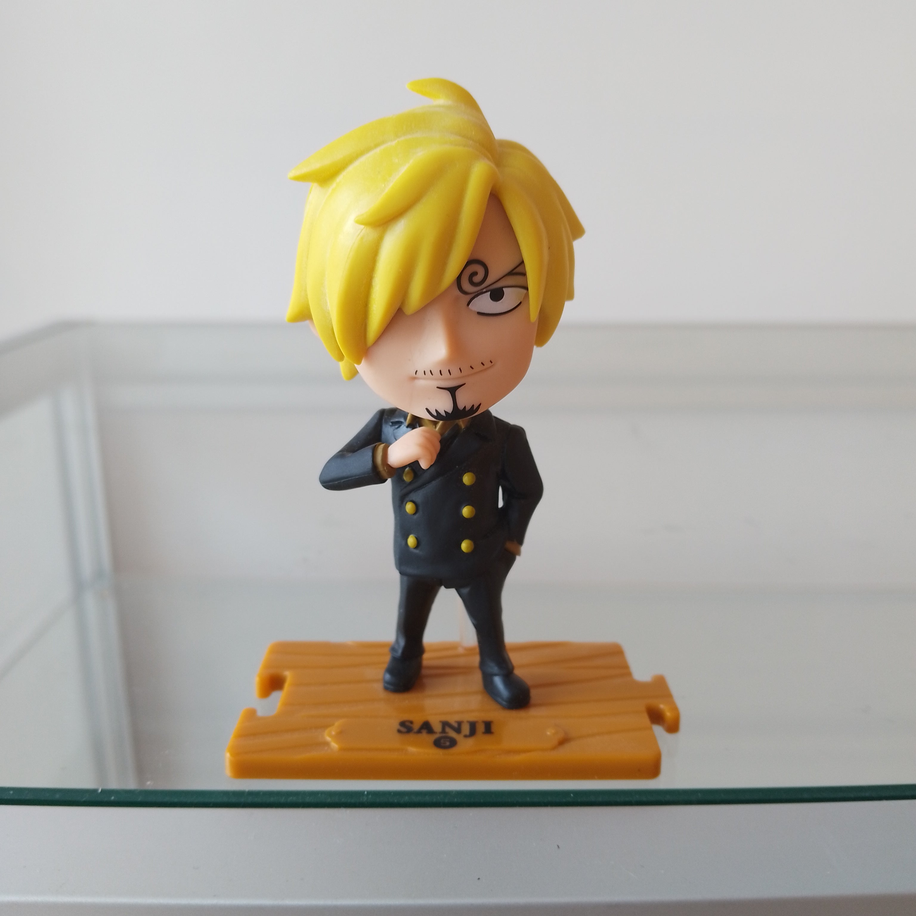 16CM Vinsmoke Sanji Figurine One Piece Accessories Anime Action Figure  Adult Kids Toys Manga Gift Items(Without Retail Box)