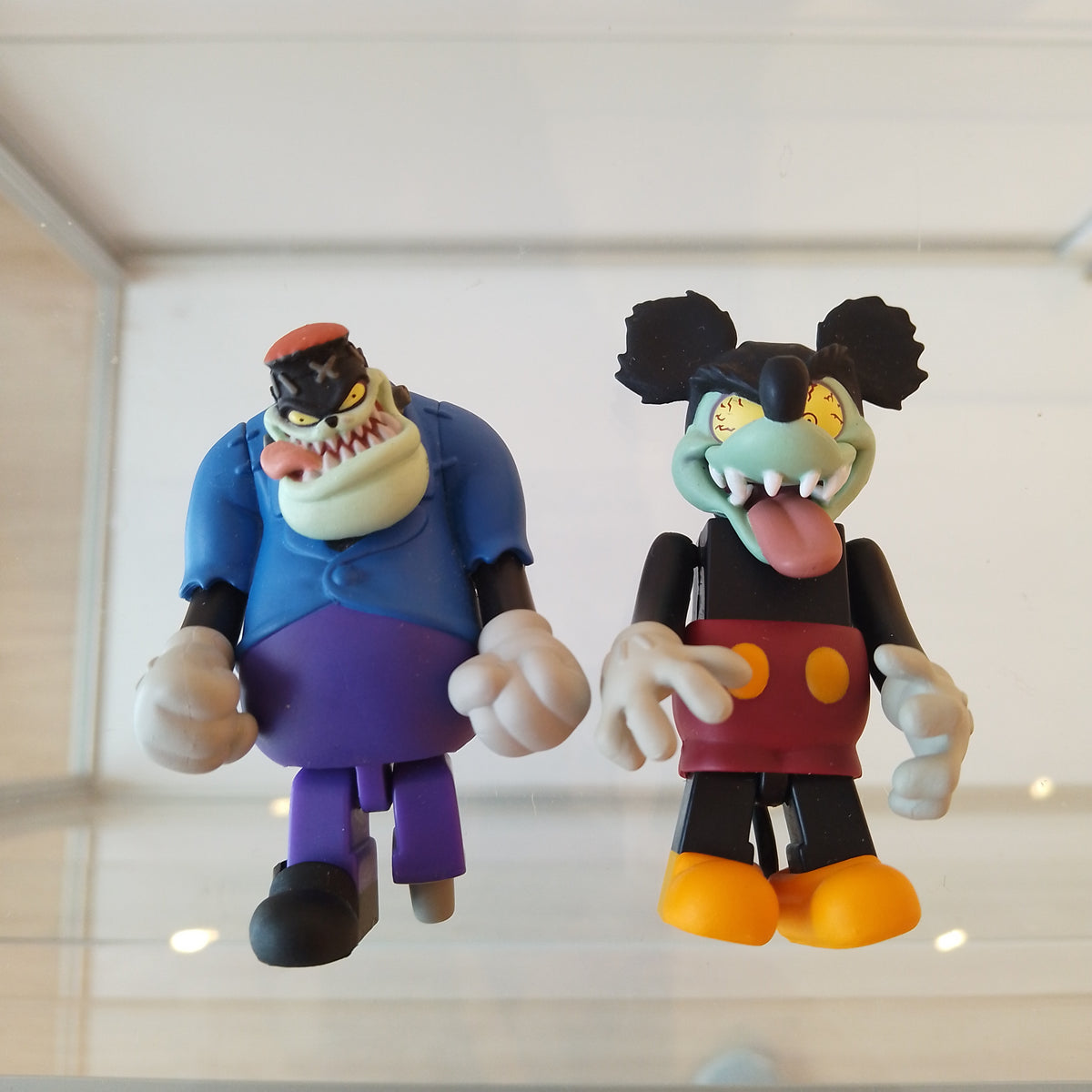 Runaway Brain Mickey Mouse &amp; Julius - 100% Kubrick Set by Medicom Toy