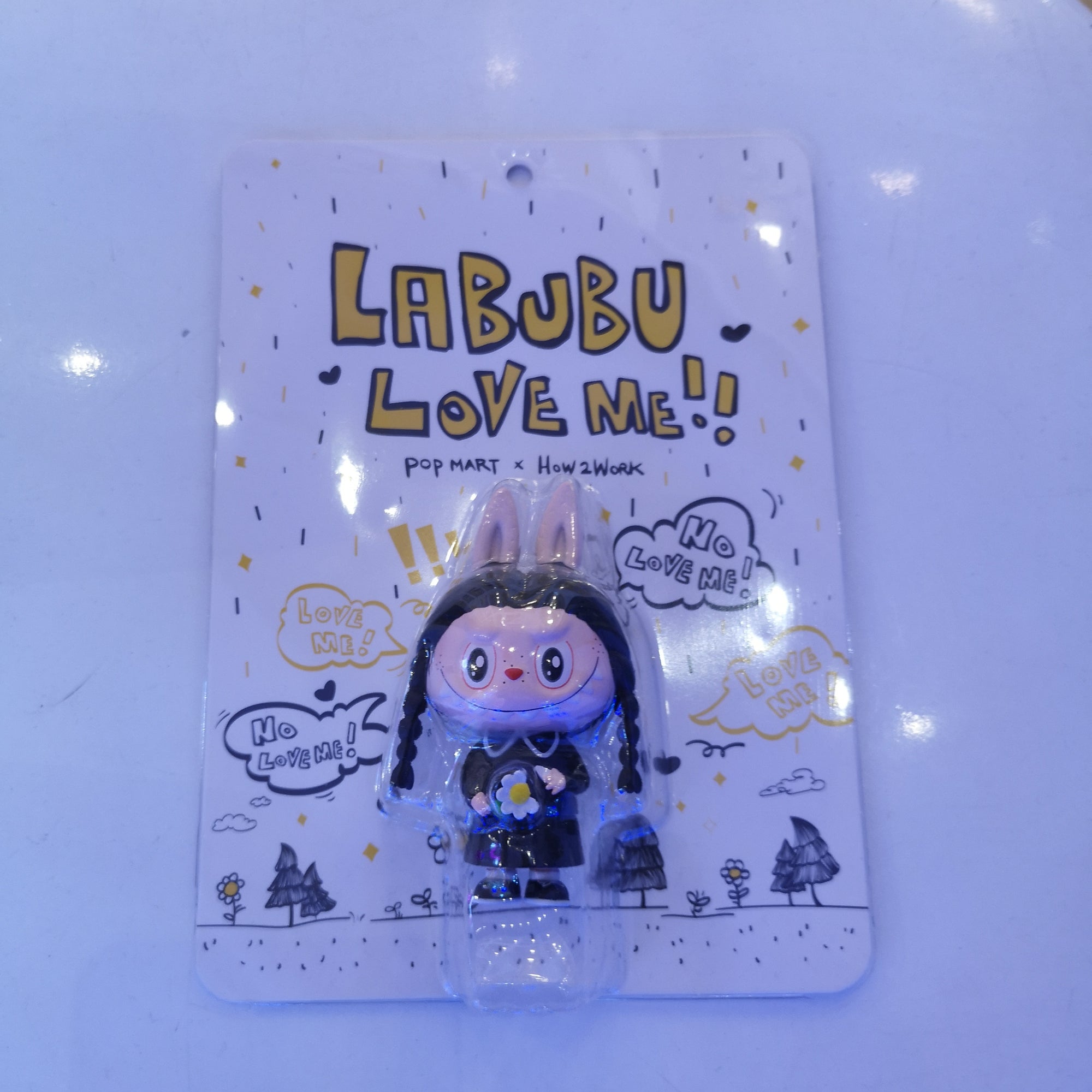 Labubu Love Me! - Vinyl Figure by Kasing Lung x How2work x POP MART