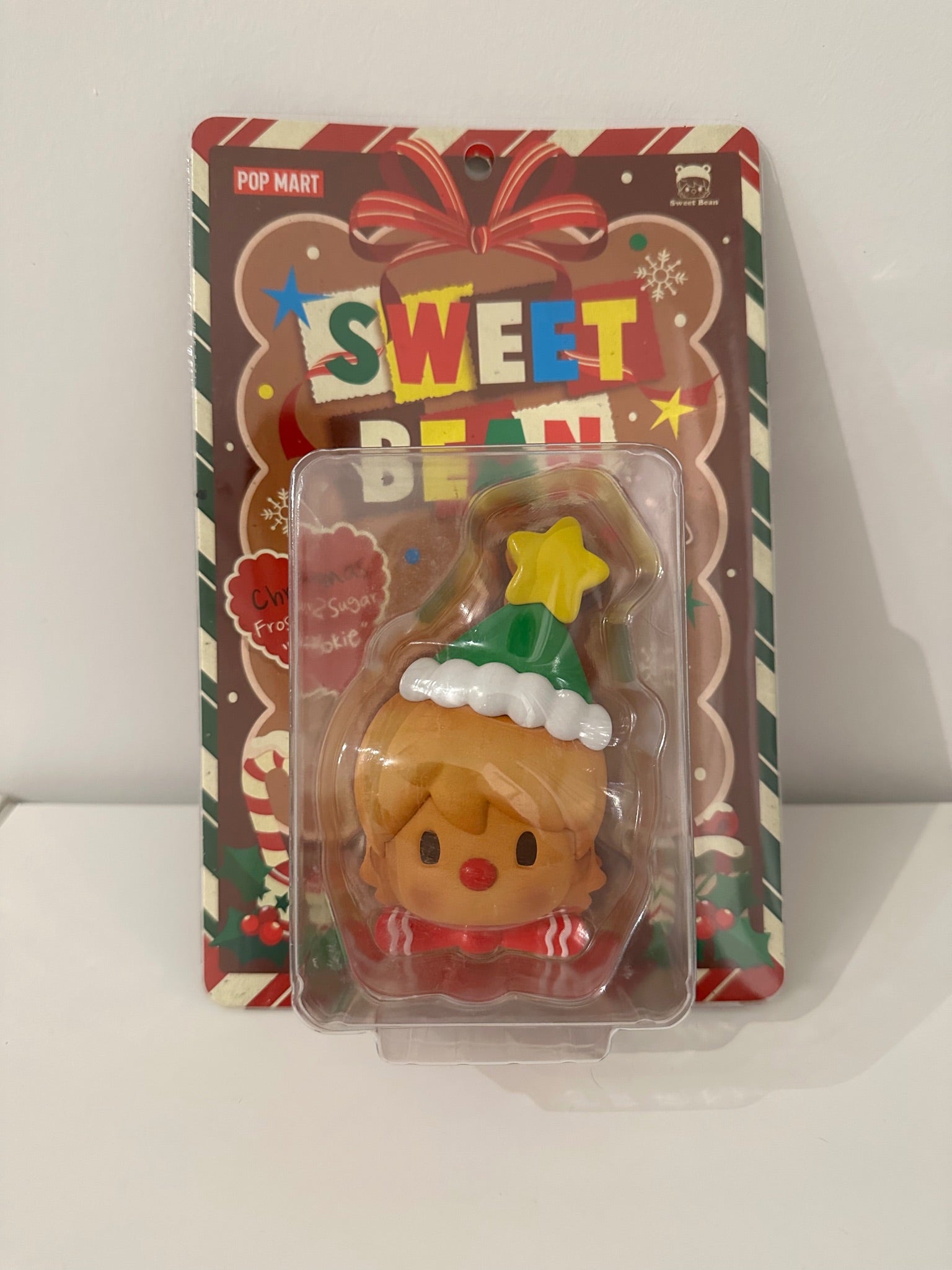 Sweet Bean Christmas Frosted Sugar Cookie Figure by POP MART - 4