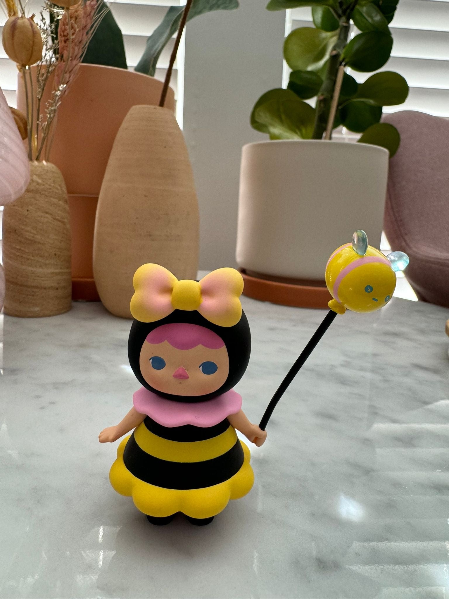 Popmart Pucky Balloon Babies Series Sweet Bee - 1