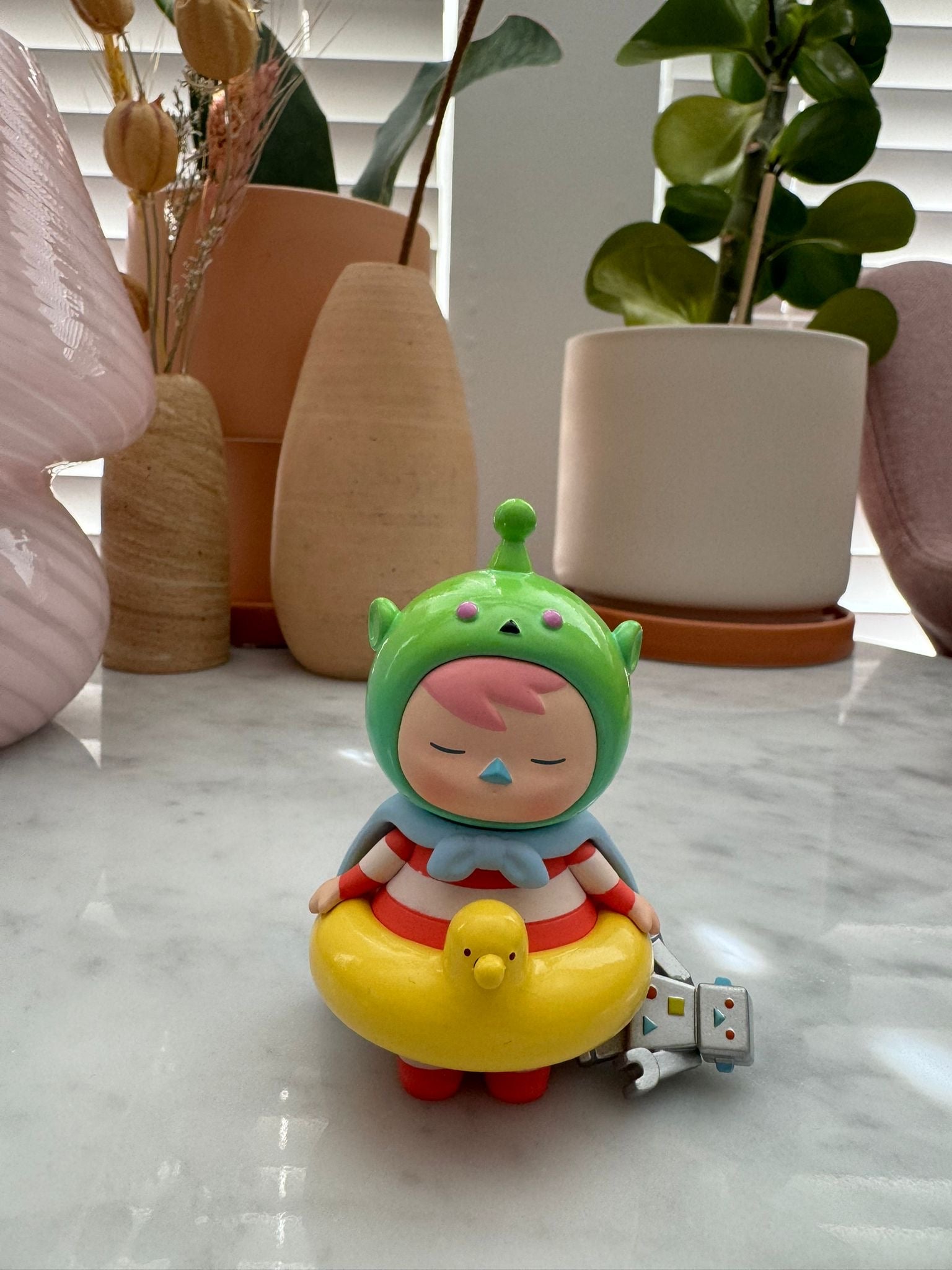 Popmart Pucky Sleeping Babies Alien Baby - 1