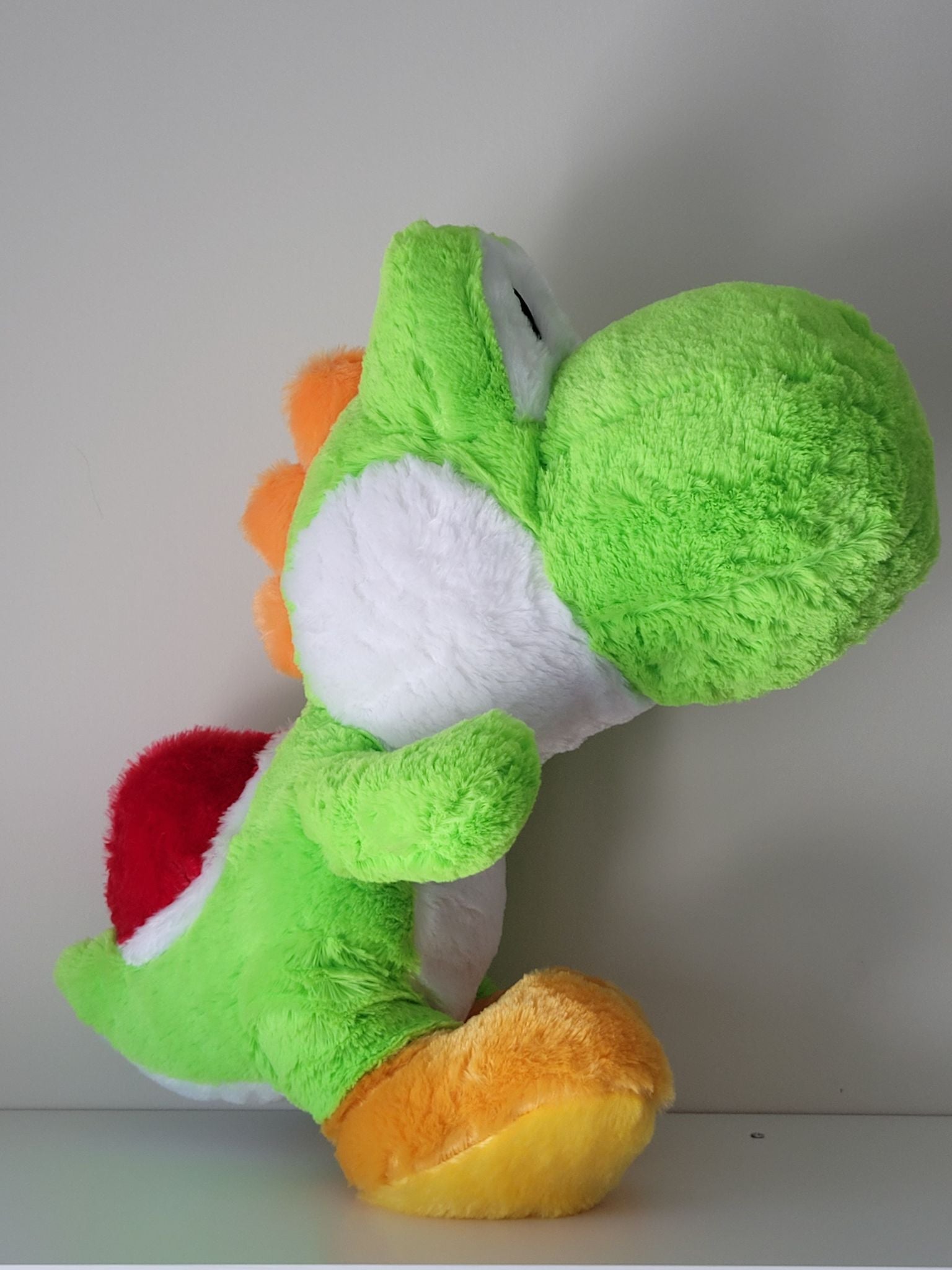 Super Mario - Cuddly Yoshi Extra Large 45cm Plushie - 1