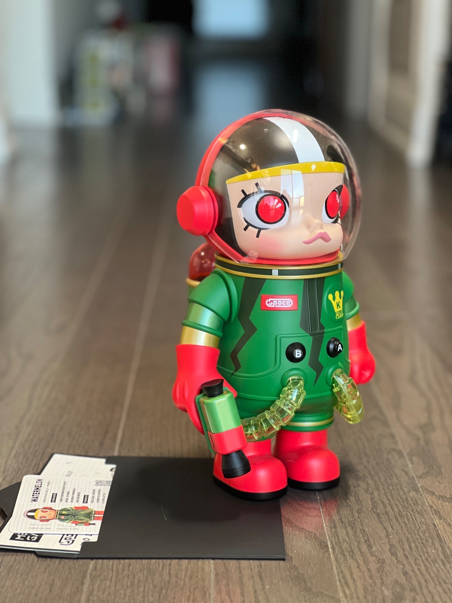 Pop Mart MEGA Space Molly Watermelon 400% - 1