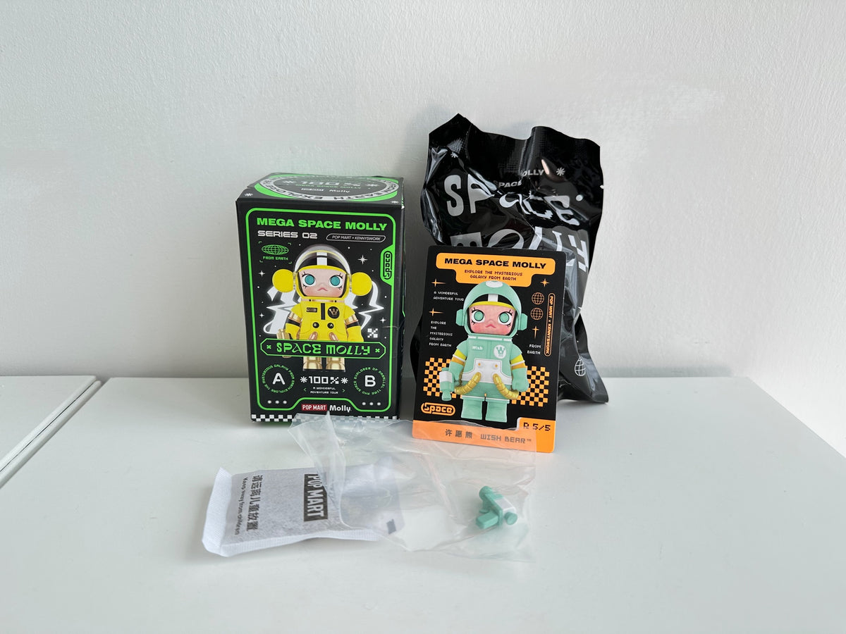 WISH BEAR - MEGA SPACE MOLLY 100% Series 2-B by POP MART - 1