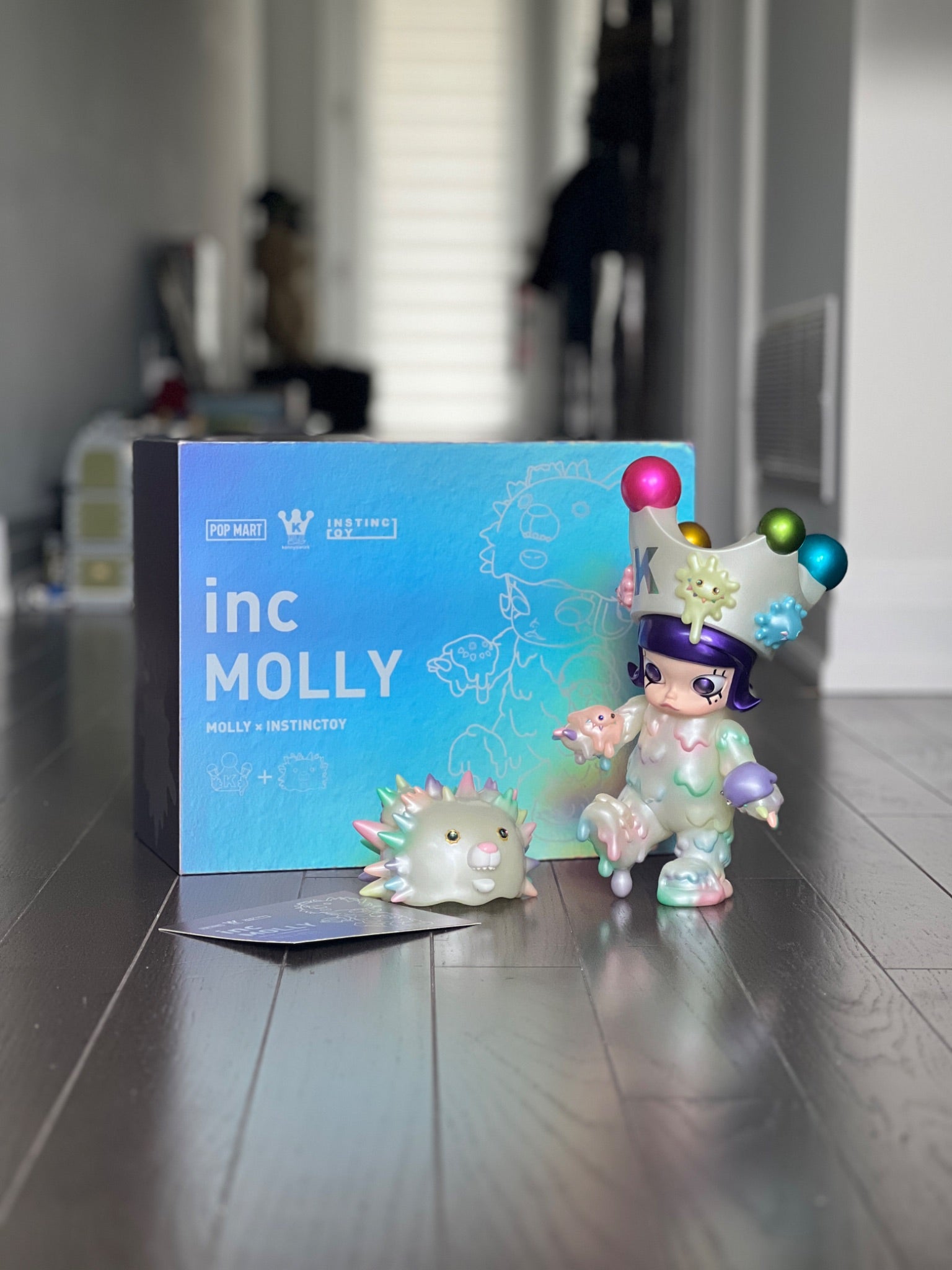 POP MART Molly × Instinctoy Inc Big Figure - 1