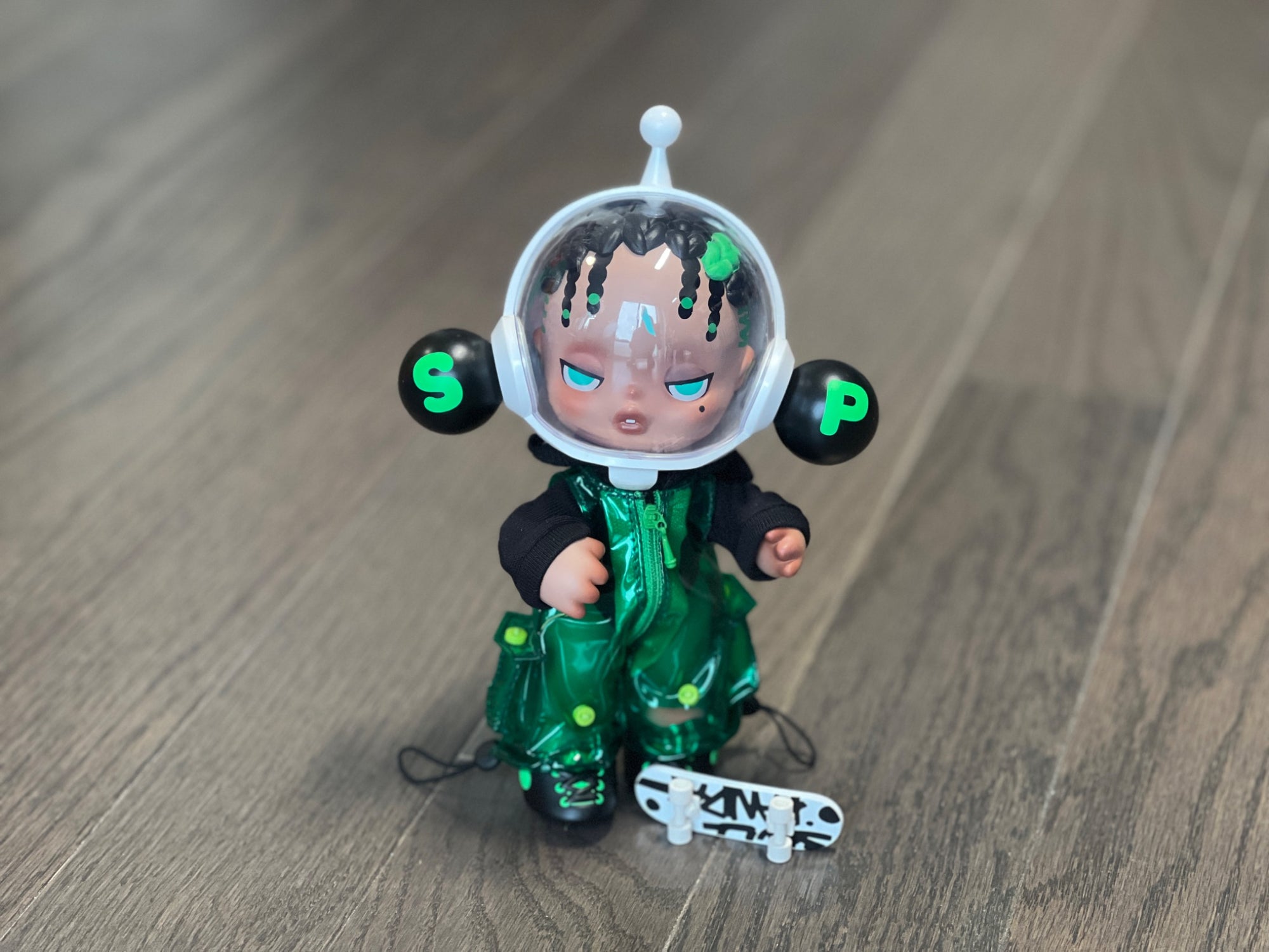 Skullpanda OOTD THE WILD GREEN FIGURINE - 1