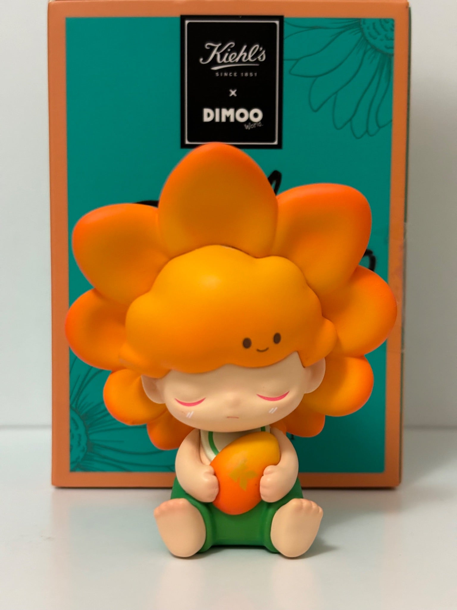 Dimoo x Kiehls - Dimoo Calen Figure - 1