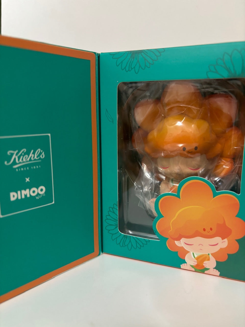 Dimoo x Kiehls - Dimoo Calen Figure - 1