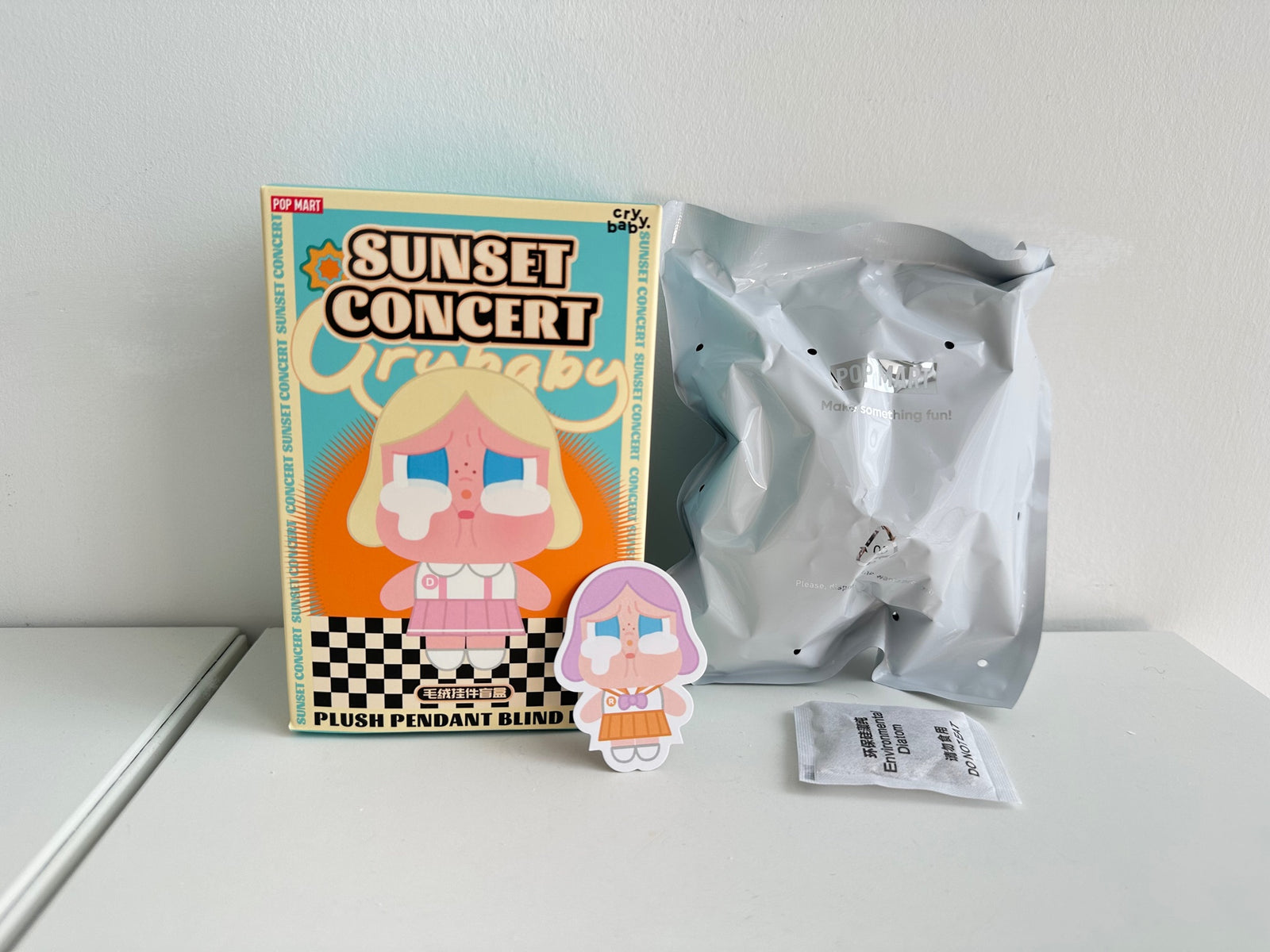 Bright Orange - CRYBABY Sunset Concert Series-Plush Pendant by POP MART - 1