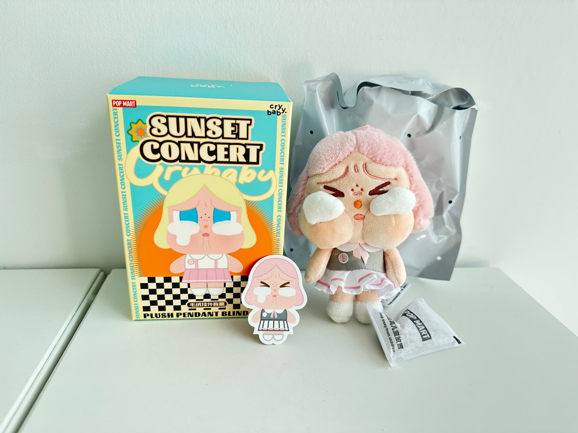 Pink Grey - CRYBABY Sunset Concert Series-Plush Pendant by POP MART - 2