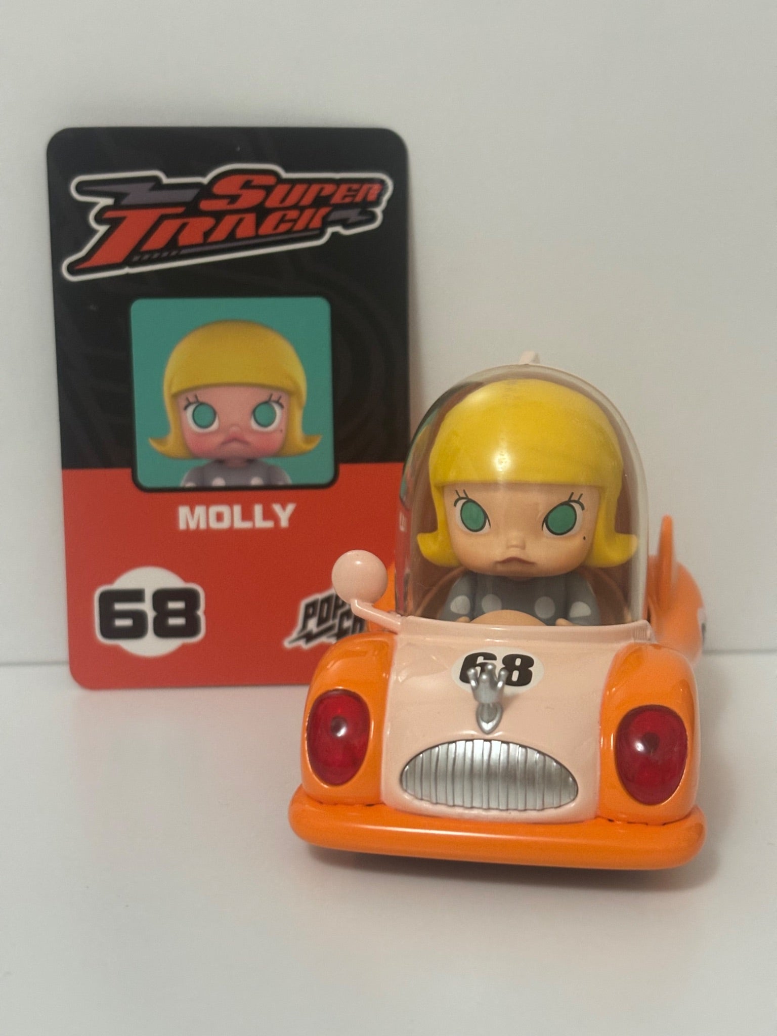 Popmart Popcar Super Track - Molly Race King - 1