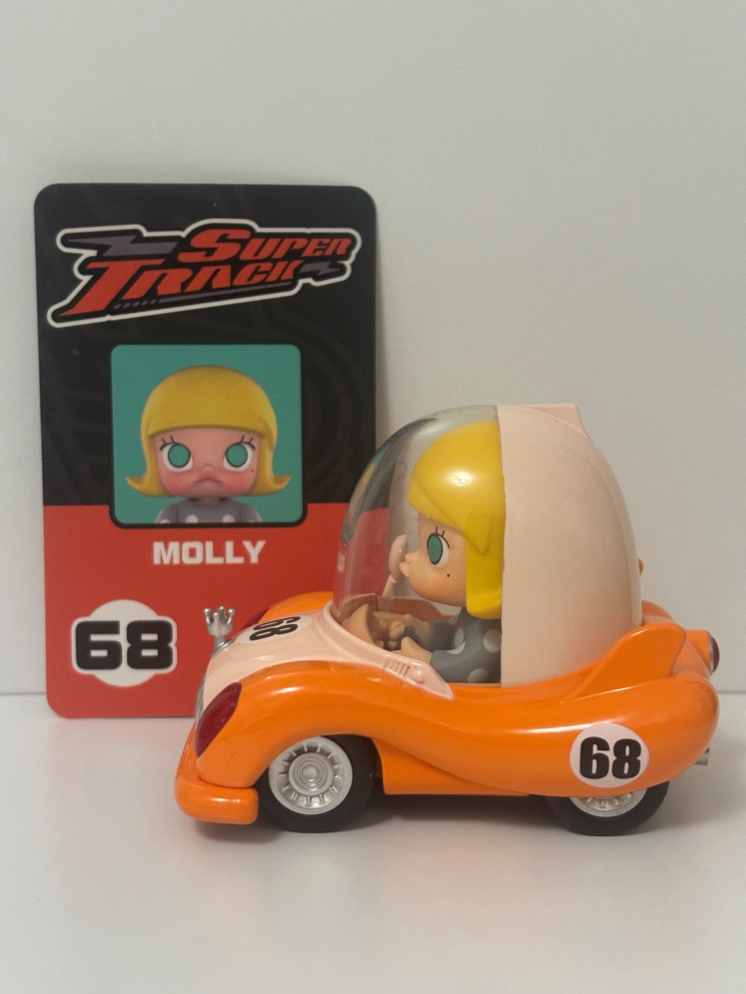 Popmart Popcar Super Track - Molly Race King - 1