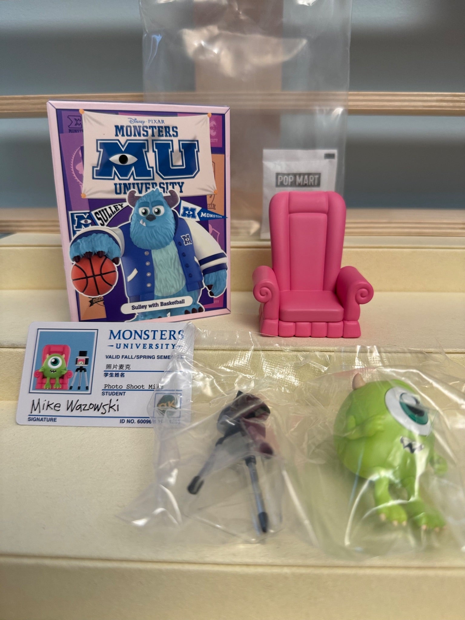 Pop Mart Disney Pixar Monsters University - Photo Shoot Mike - 1