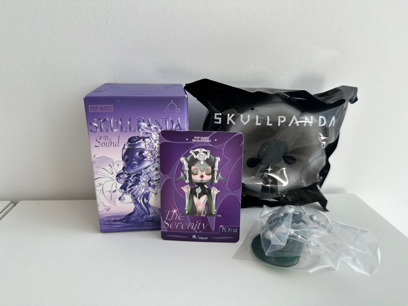 The Serenity  - SKULLPANDA The Sound Series Figures by POP MART - 1