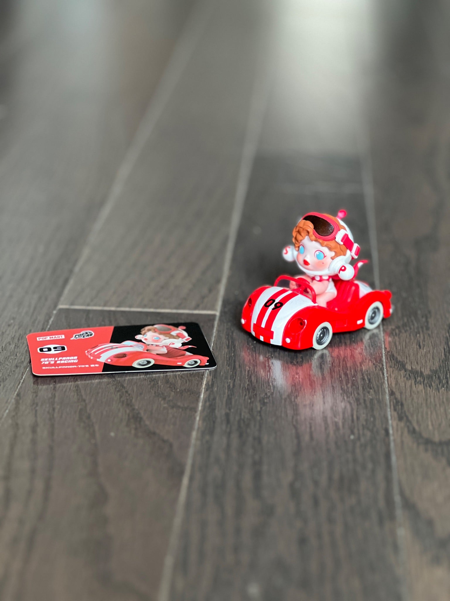 Skullpanda 70's Racing - POP MART POPCAR Super Track Series Blind Box - 1