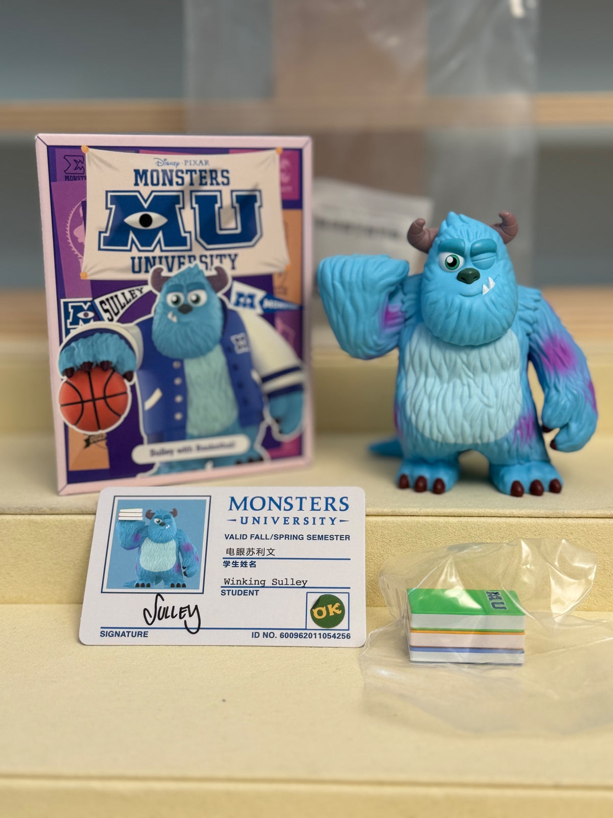 Winking Sulley - Pop Mart Disney Pixar Monsters University  - 1