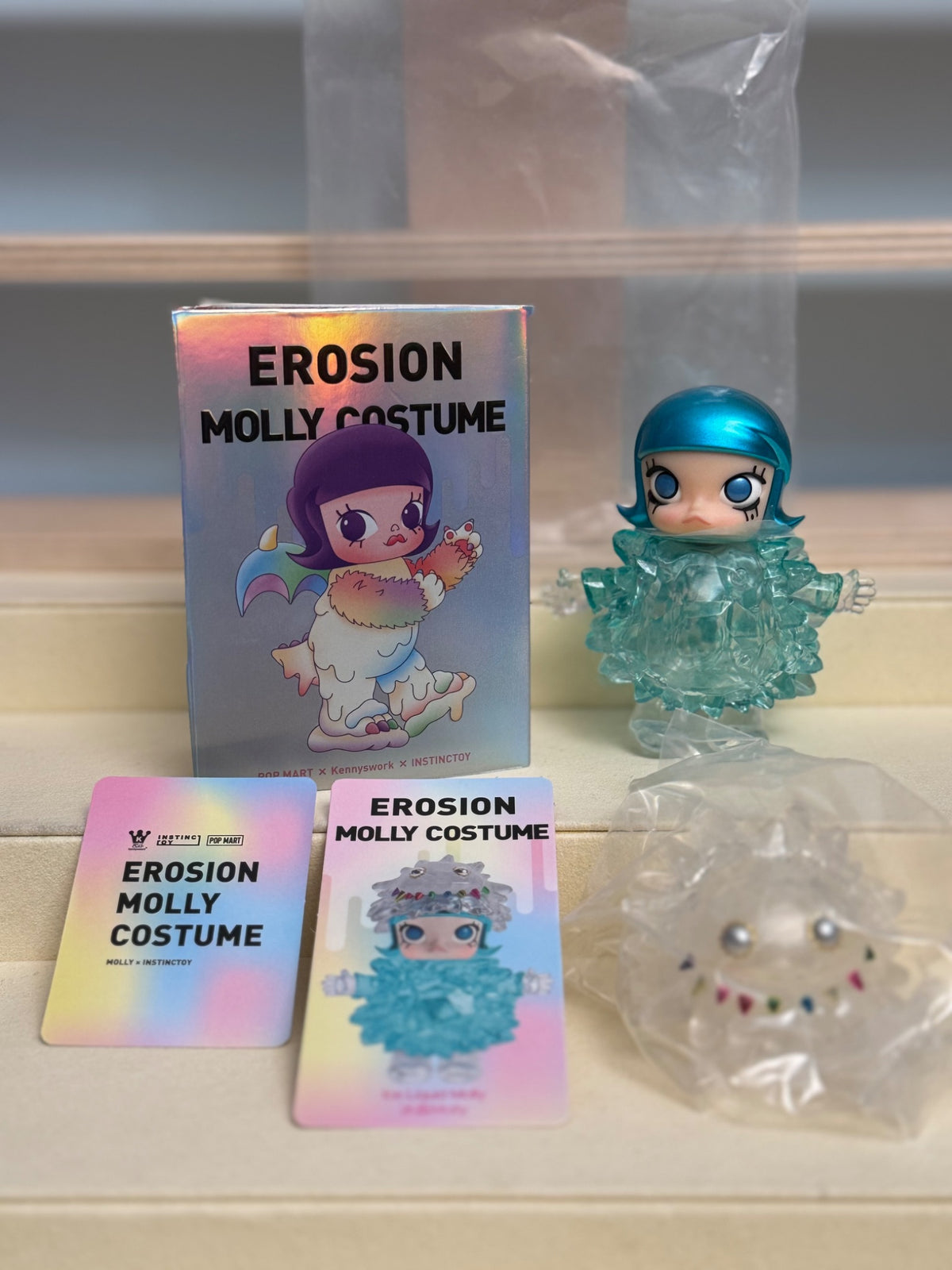 Ice Liquid Molly - Pop Mart Erosion Molly Costume  - 1