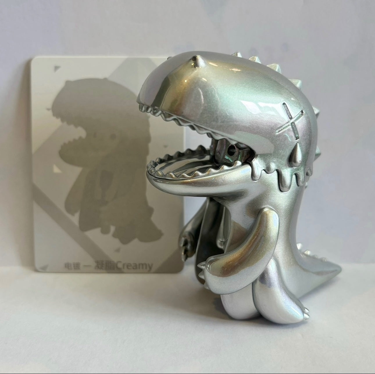 Umasou Reflextion Series 1 - Creamy Silver Oil Spill