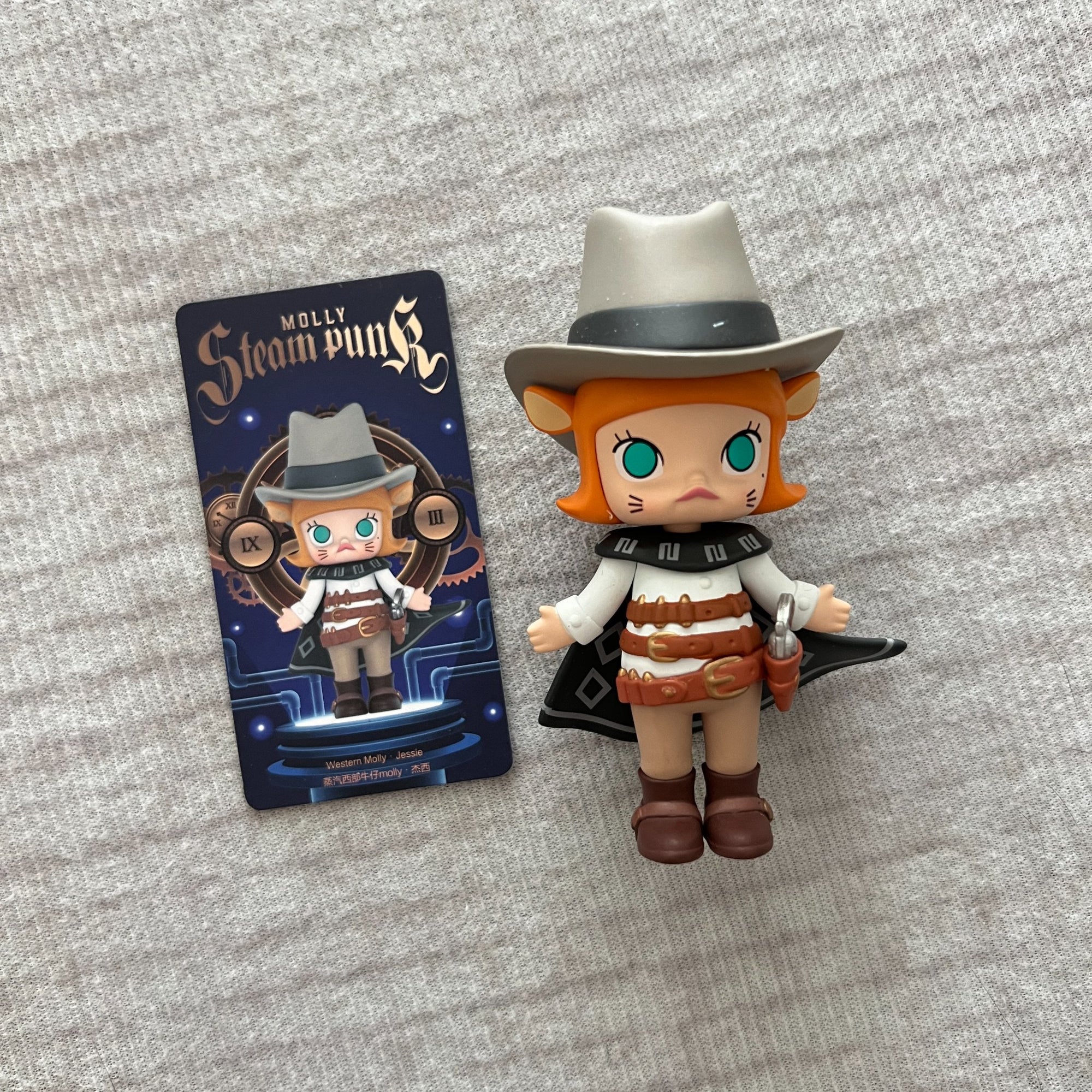 WESTERN MOLLY JESSIE- MOLLY STEAM PUNK - POPMART - 1