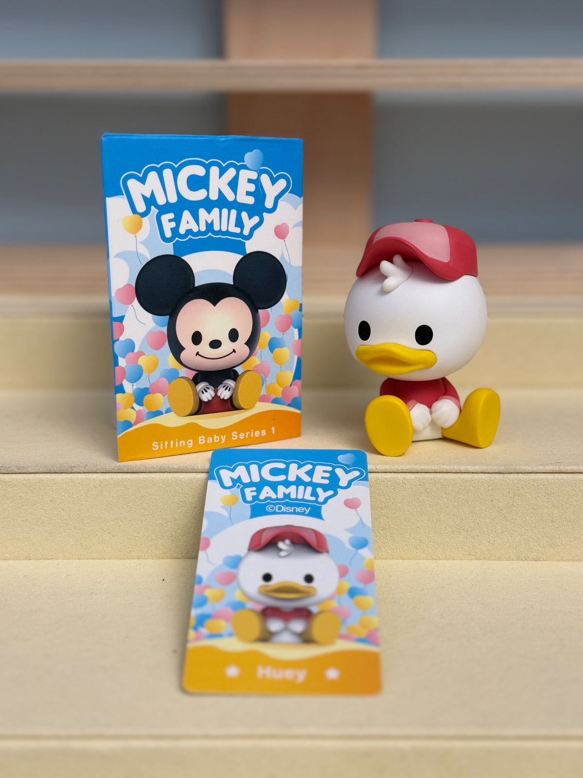 Huey - Mickey Family Sitting Baby Series 1 - Pop Mart Disney - 1