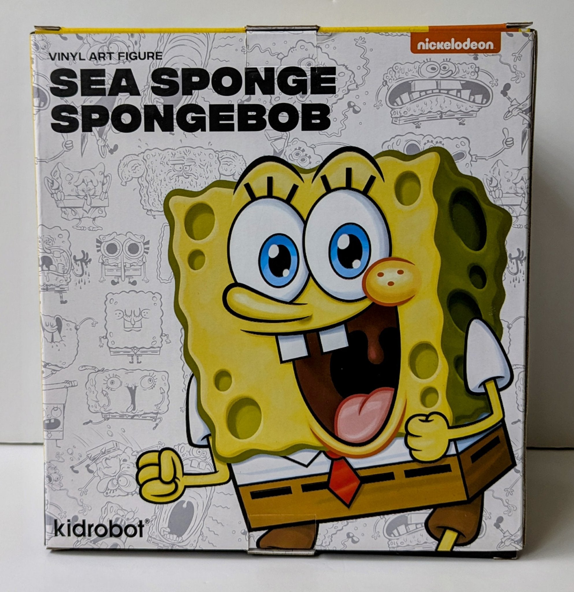 SpongeBob Squarepants 20th Anniversary (SDCC Exclusive) Ltd 300 Pieces - 8" Art Figure Rainbow Edition- Kidrobot - 4