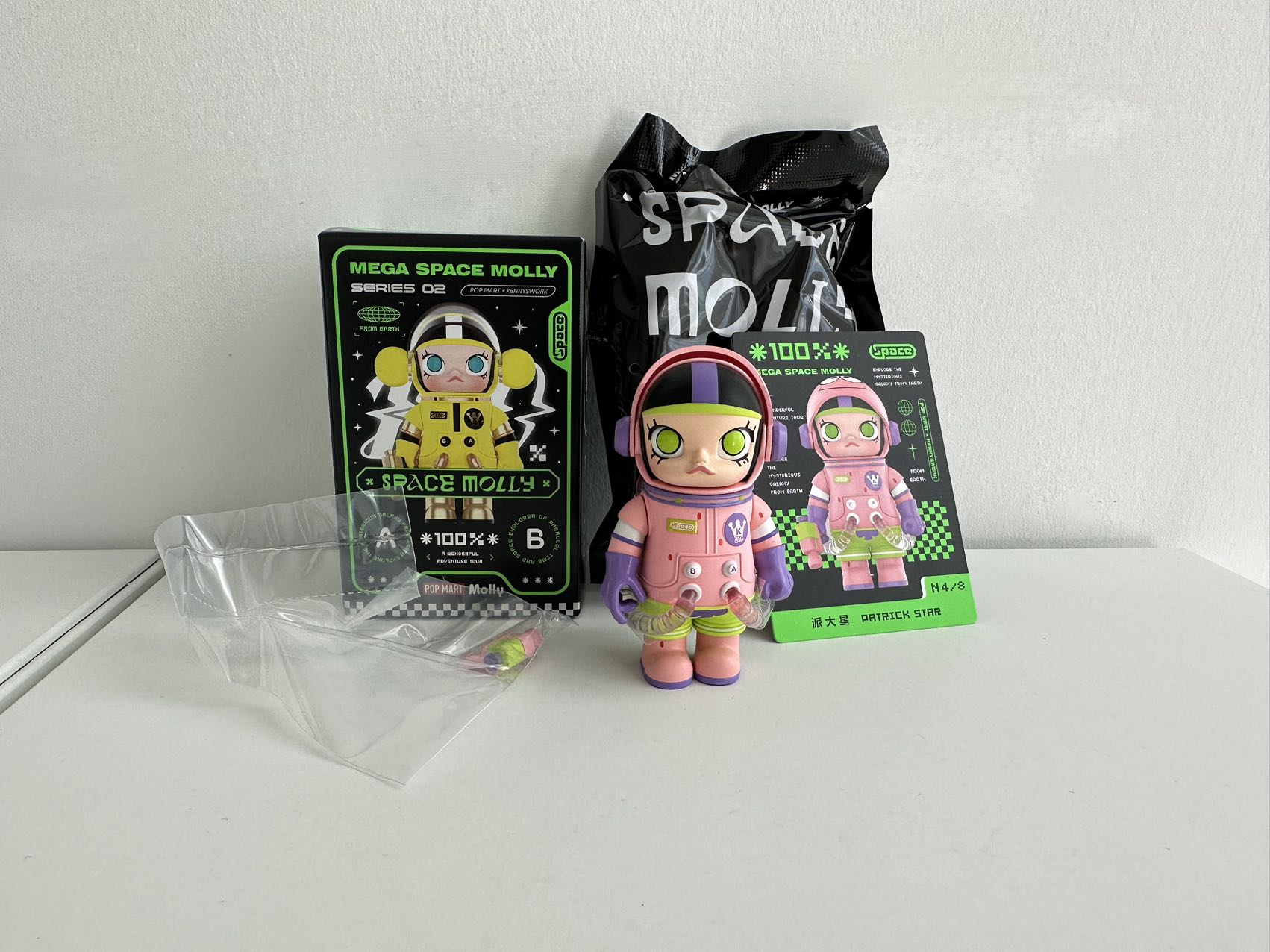 Patrick star - MEGA SPACE MOLLY 100% Series 2-B by POP MART - 3