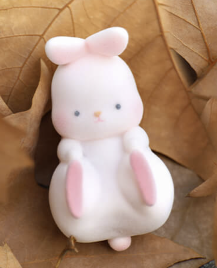 Sitting Up - Momoko The Bunny - LOVEPIE 奶酪派 - 1