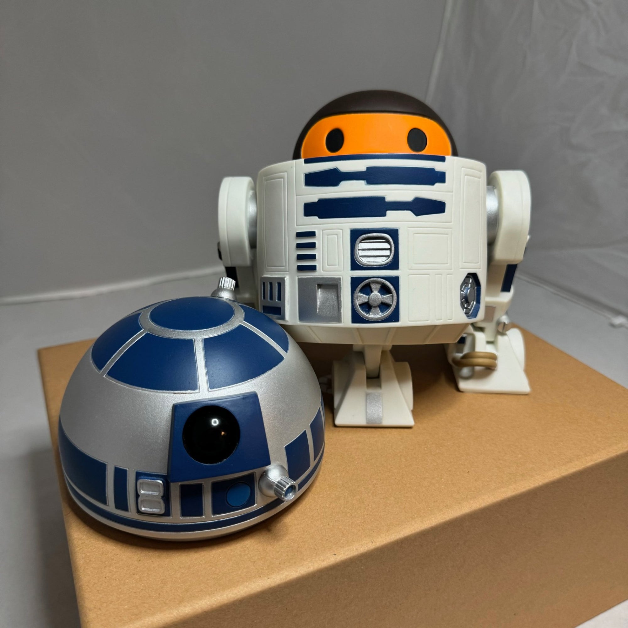  BAPE x Medicom x Star Wars R2-D2 Figure - 5