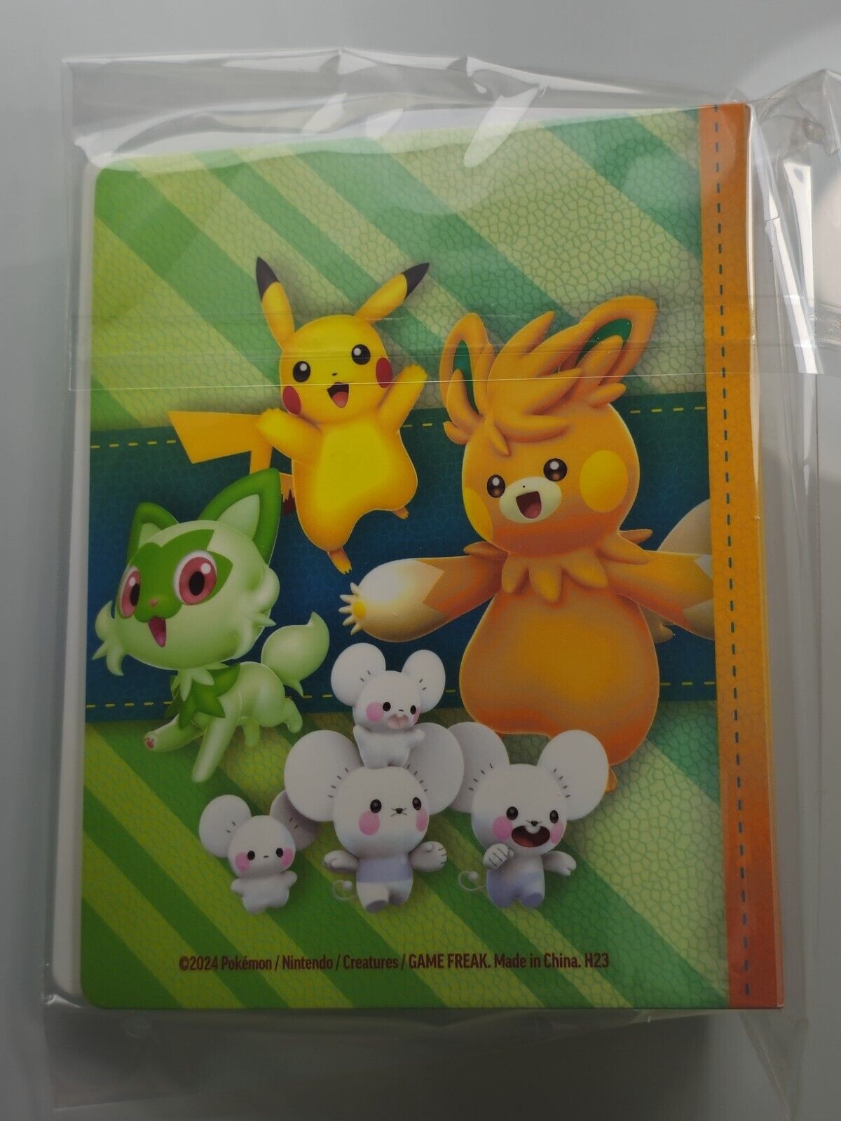 Pokémon TCG: Paldea Adventure Chest mini portfolio - 1