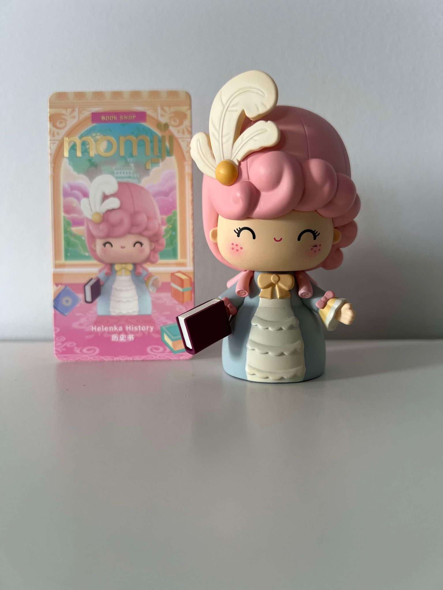 Helenka History - Momiji Book Shop Series by POP MART - 1