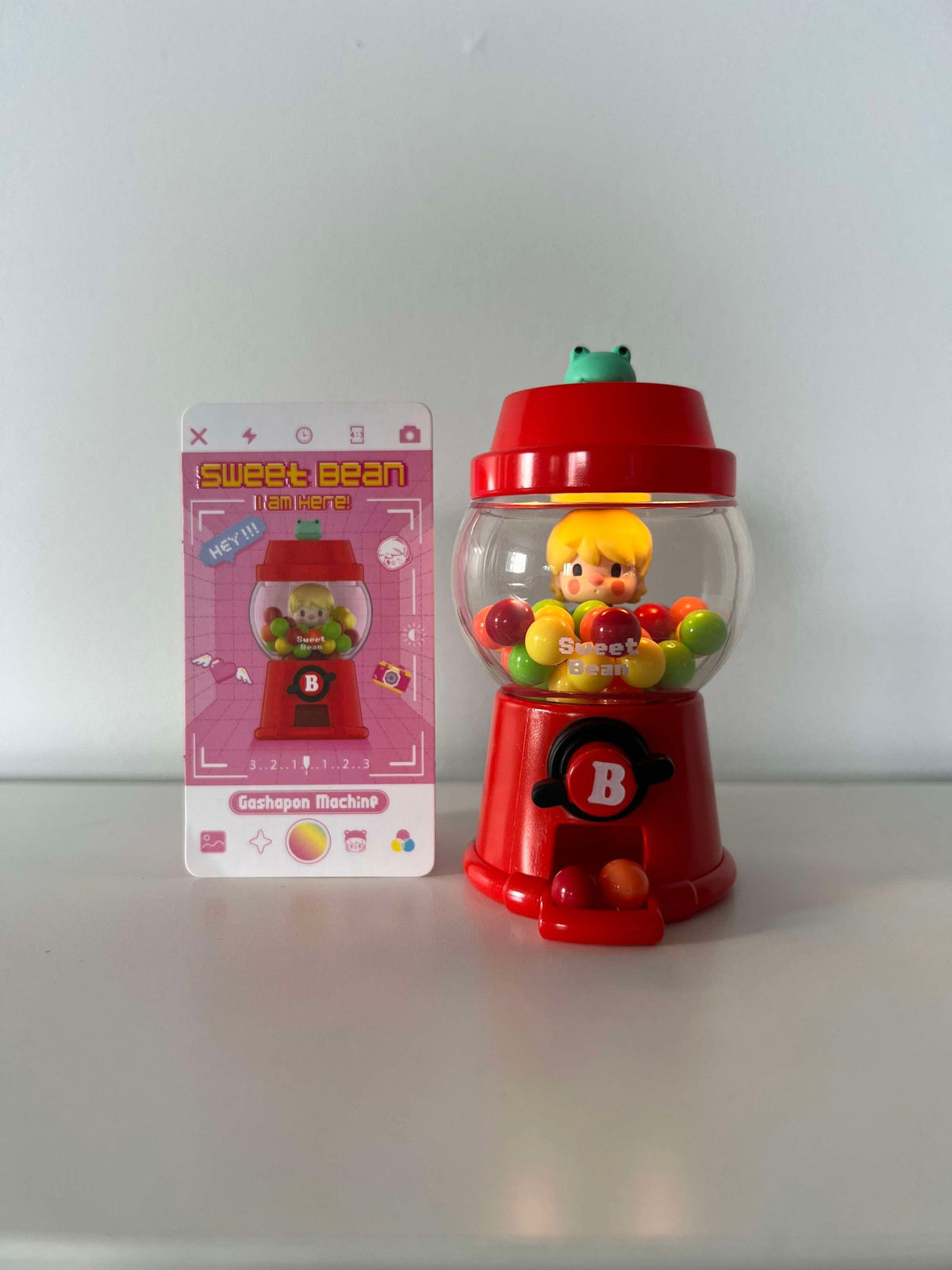 Gashapon Machine - Sweet Bean I Am Here Series by POP MART - 1