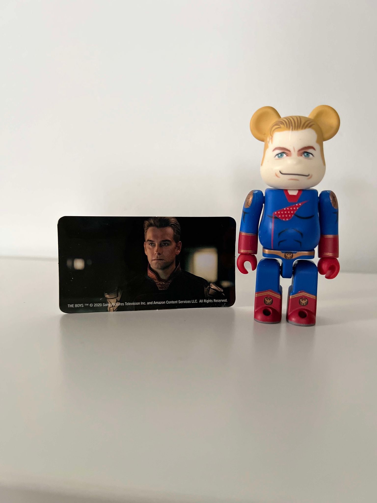 SF Homelander / The Boys - Bearbrick Series 41 by Medicom Toy - 1