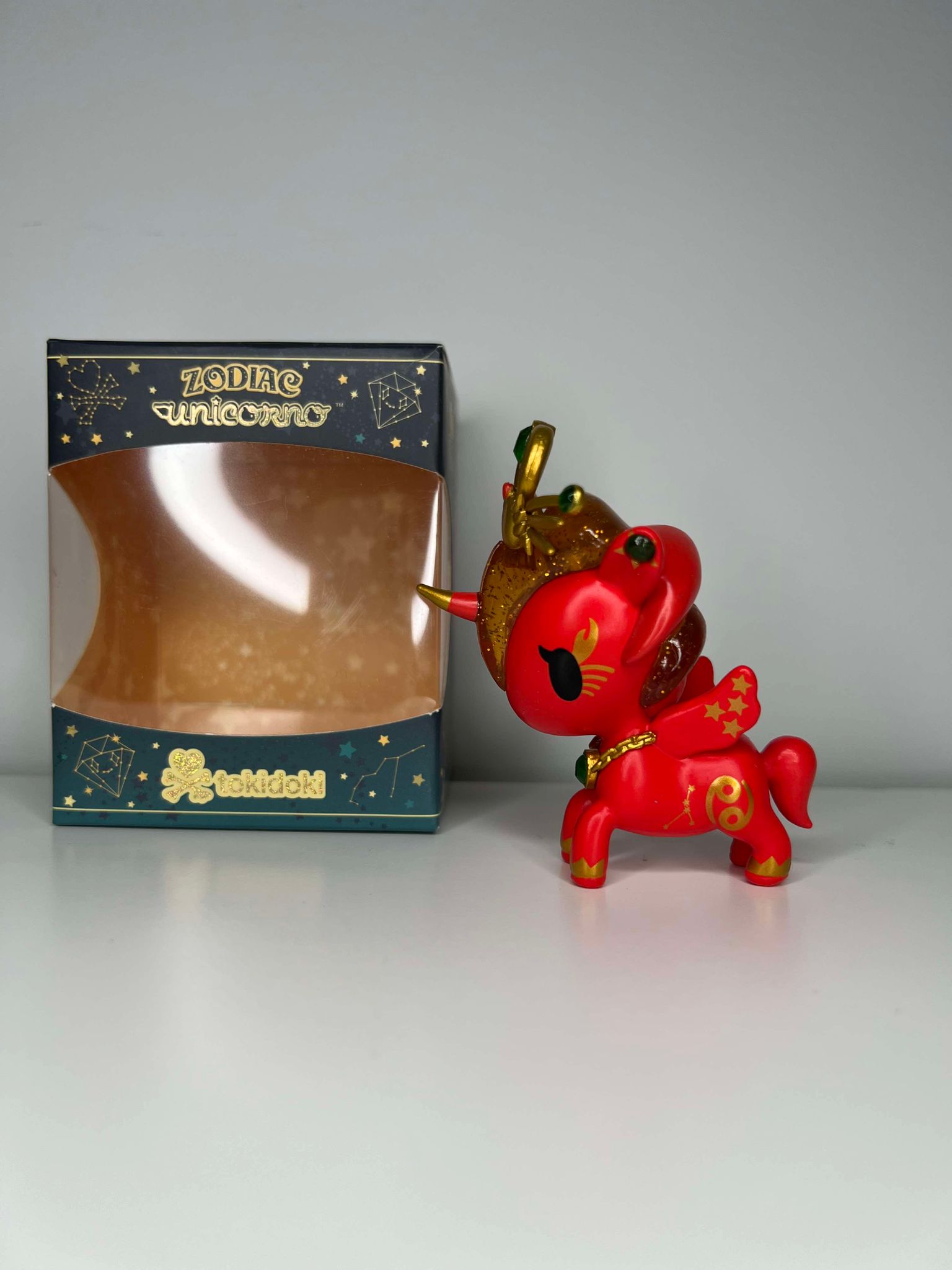 Cancer Zodiac Unicorno Vinyl Figure by Tokidoki - 3