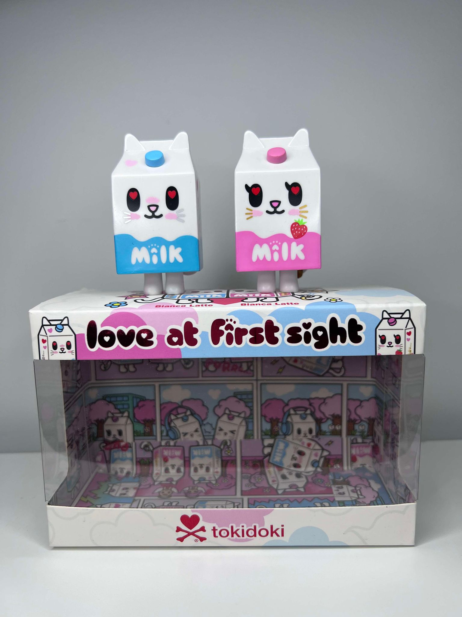 Love at First Sight Milk Cats Vinyl Figure Set by Tokidoki - 1