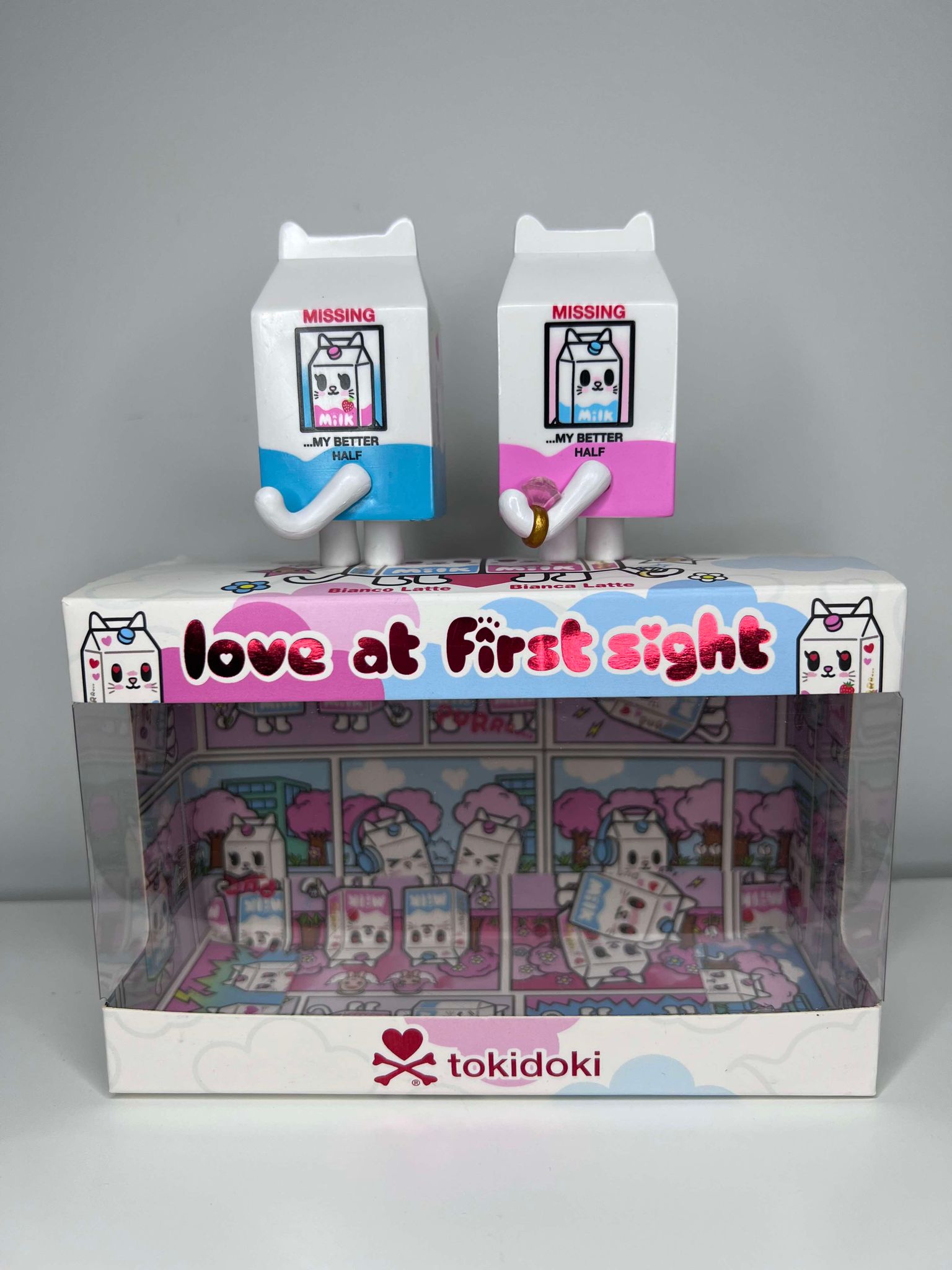 Love at First Sight Milk Cats Vinyl Figure Set by Tokidoki - 1