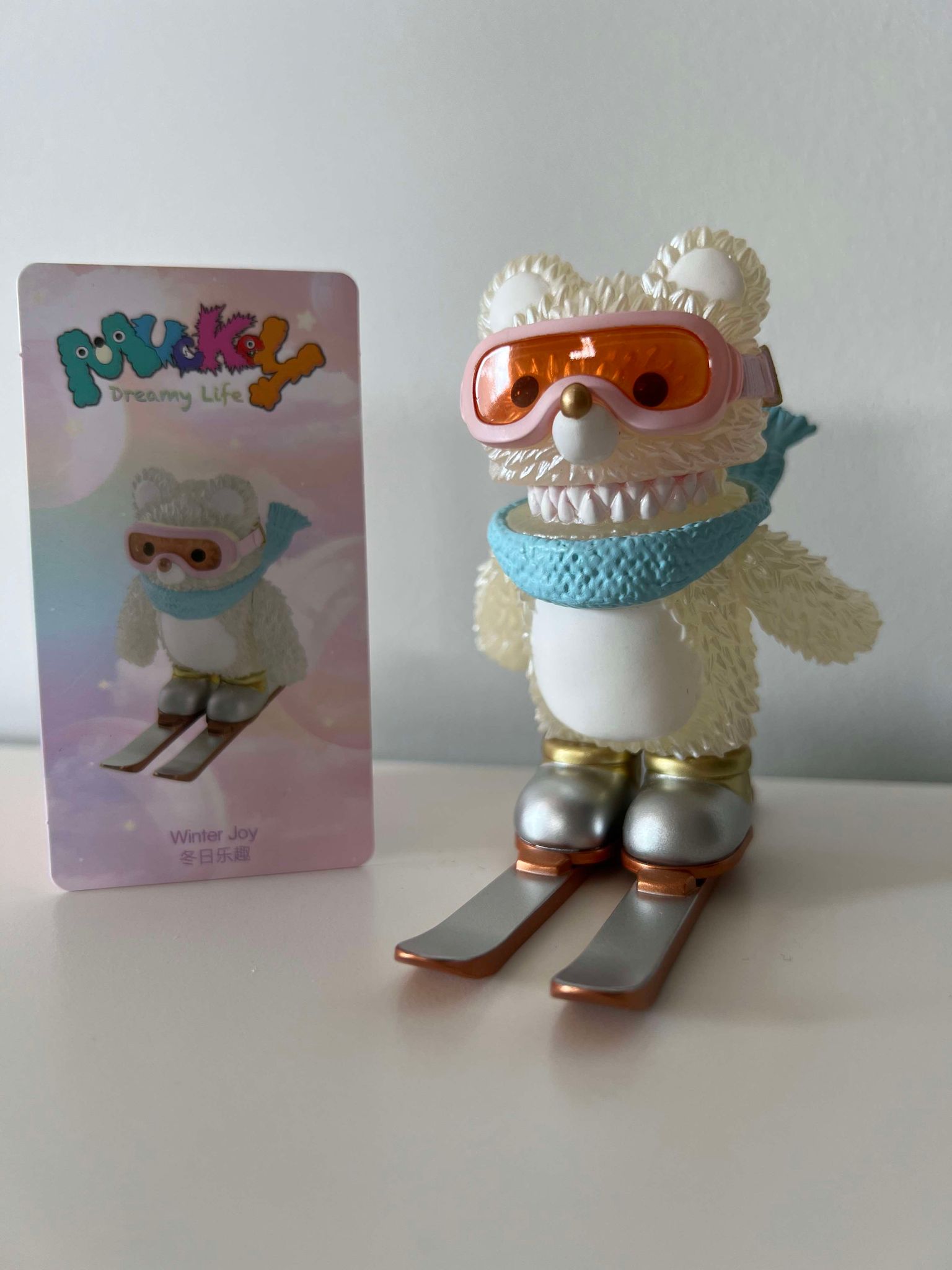 Winter Joy - Muckey Dreamy Life by INSTINCTOY x POP MART - 3