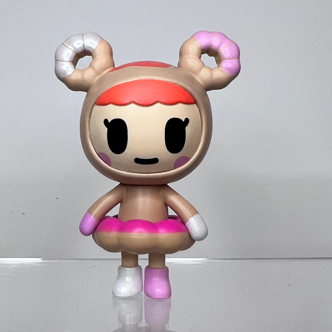 Mochitella || Donutella and Her Sweet Friends Series 4 by Tokidoki - 1