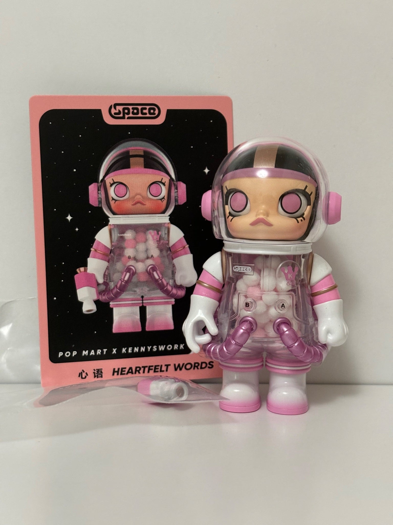 Popmart Space Molly Series 3 - Heartfelt Words - 1