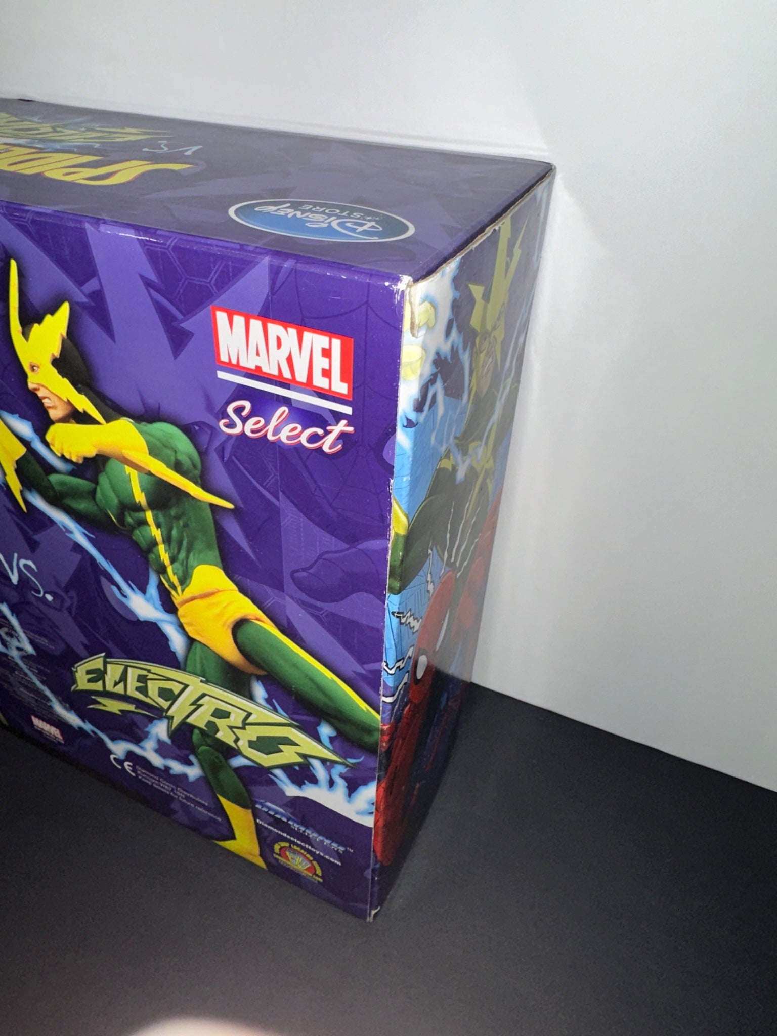 Marvel Select - Disney Store - Spider-Man and Electro Action Figures - 6