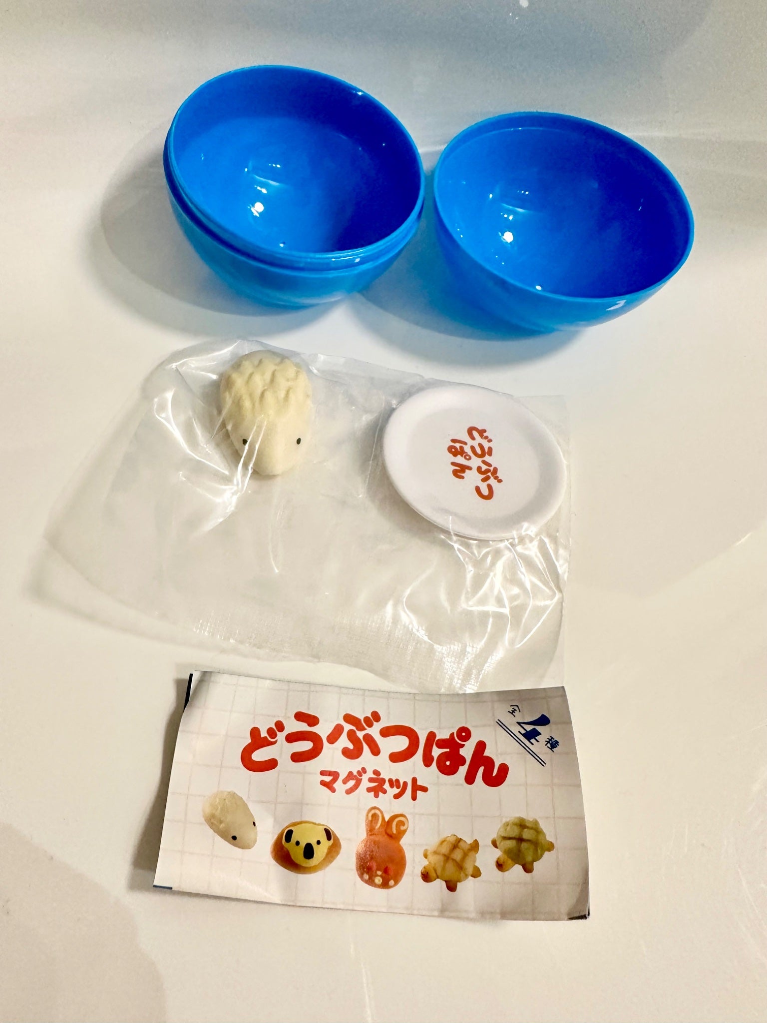 Hedgehog - Squishy Animal Bread Magnet  Gashapon - 1