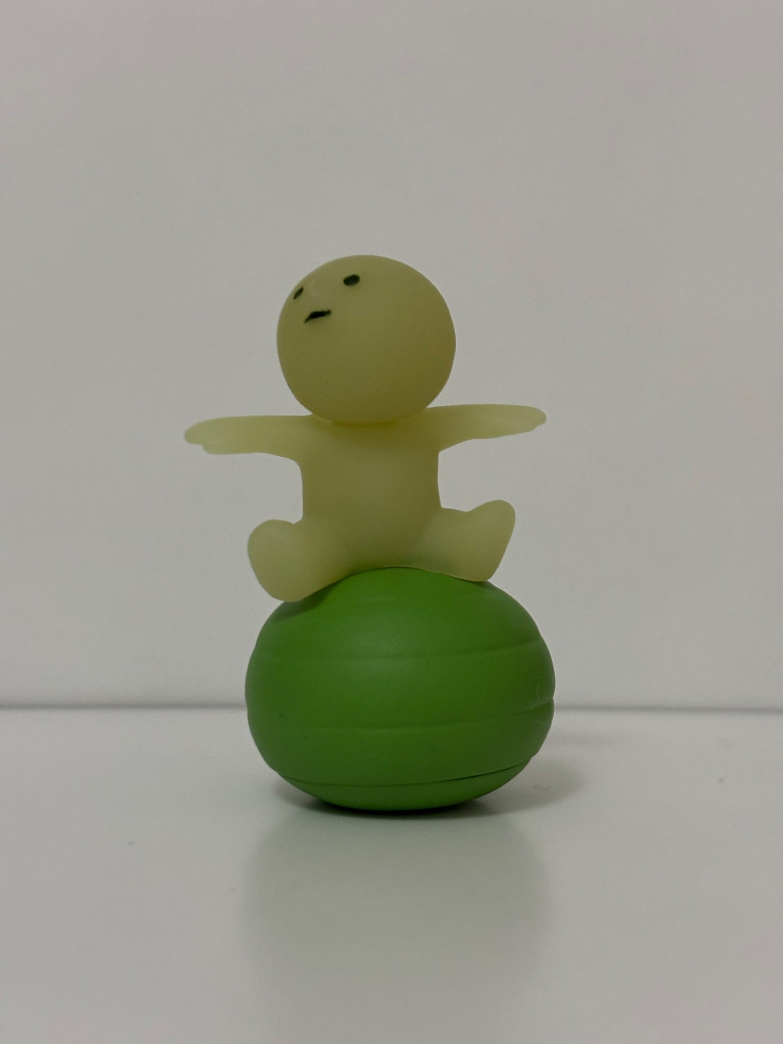 Little Smiski Balance - Smiski Exercising Series - 1