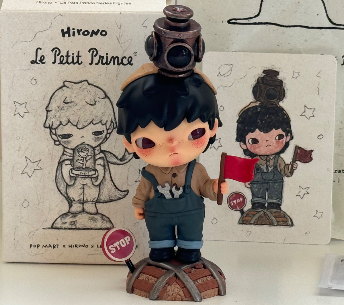 The Switchman - Hirono x Le Petit Prince series by POP MART - 1