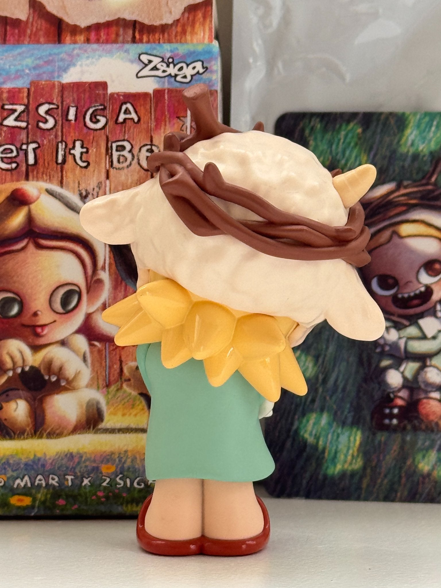 Curing Hug - Zsiga Let It Be Series Figures by POP MART - 1