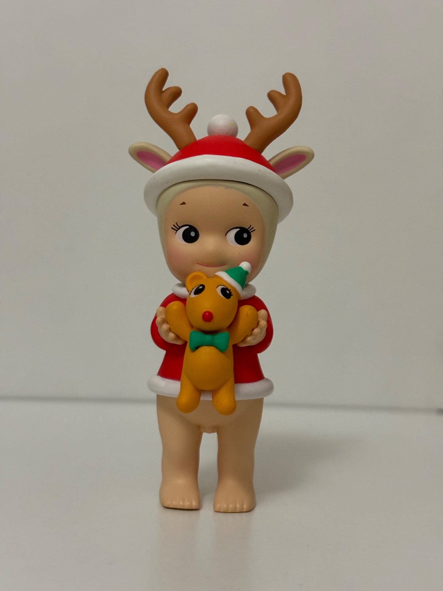 Stuffed Robby - Sonny Angel Christmas Presents Limited Series - 1