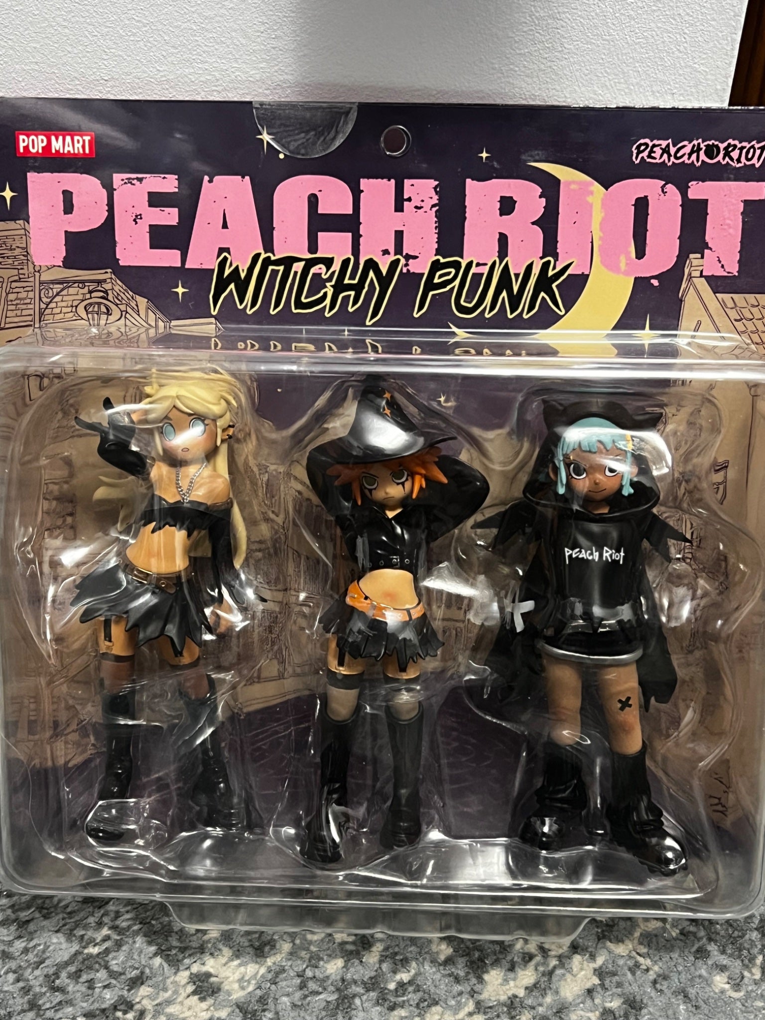 Peach Riot Witchy Punk Figures Halloween - Popmart  - 1