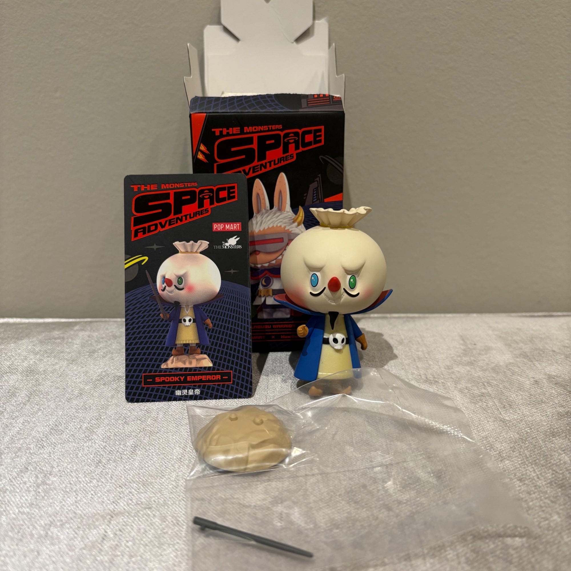 Spooky Emperor - The Monsters Space Adventure by POP MART - 1