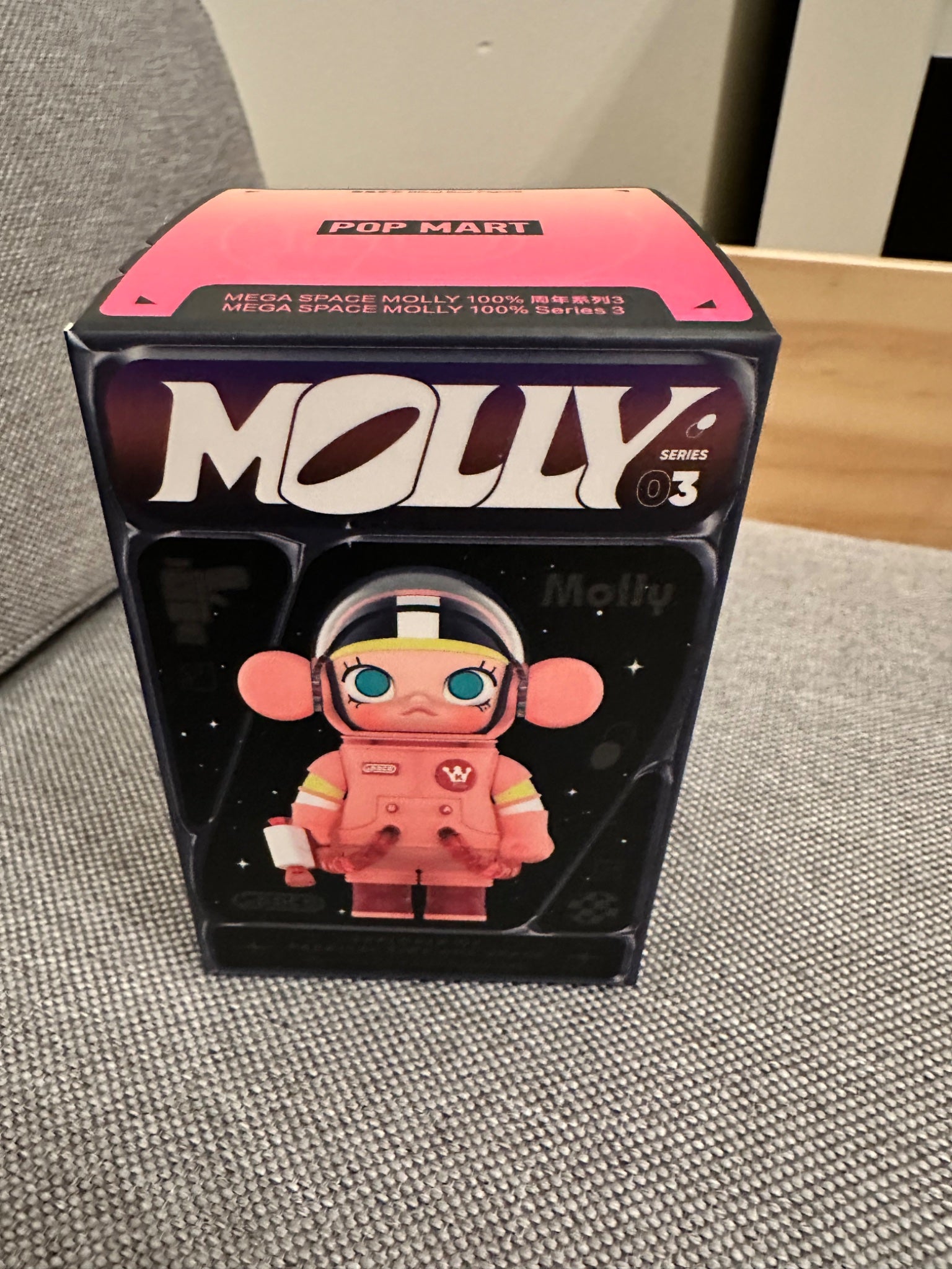 Peach 2016 - Space Molly Series 3 - 1