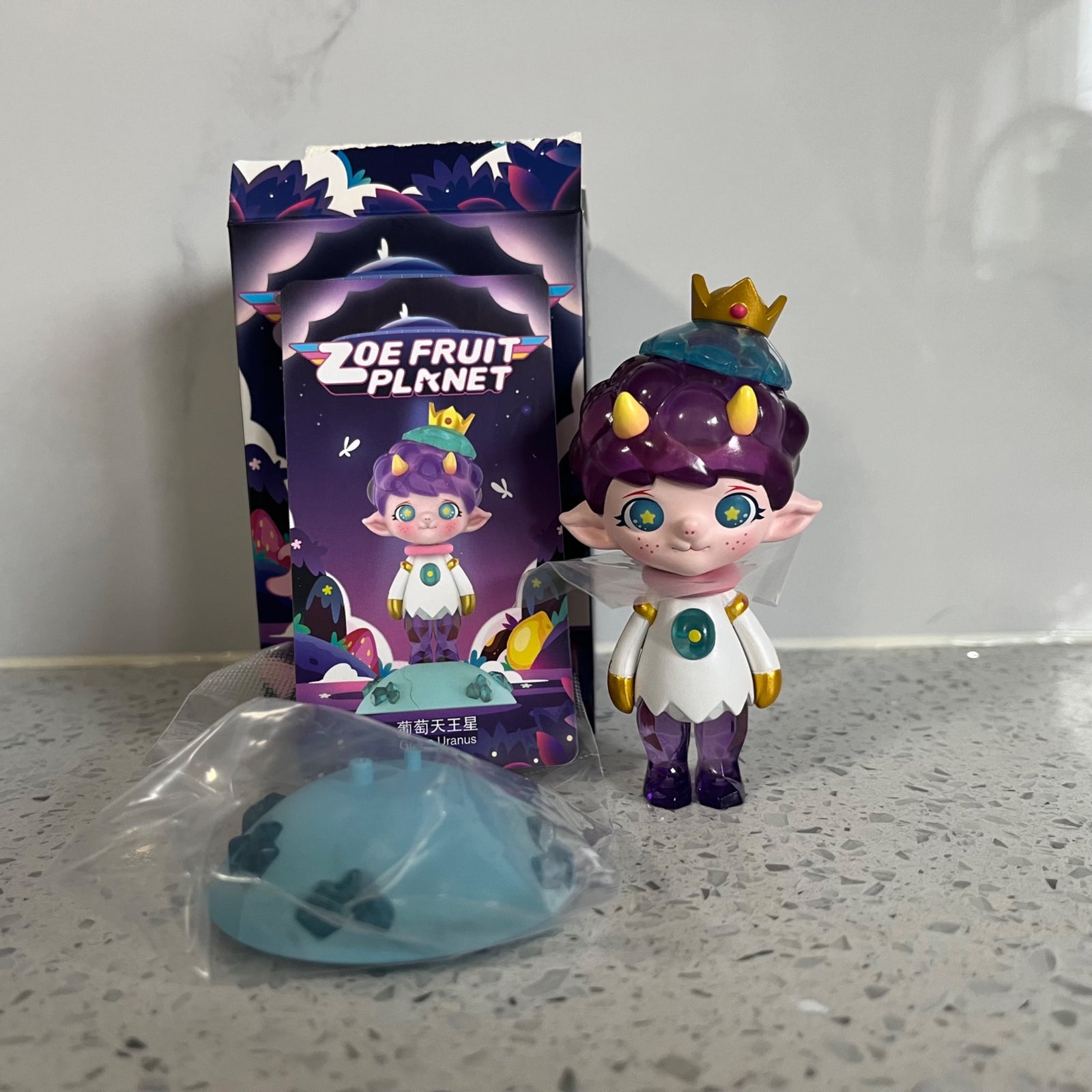 Grape Uranus -Zoe Fruit Planet by POP MART - 1